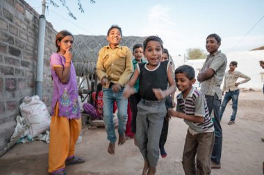 Hindistan gezisi başyazısı