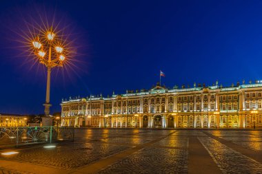 Saint Petersburg ana gösterileri