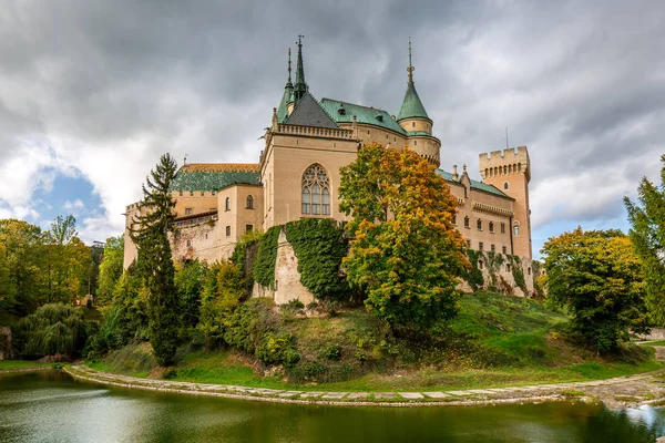 Castillo de Bojnice Eslovaquia — Foto de Stock