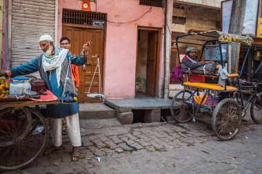 Hindistan gezisi başyazısı