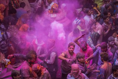 Hindistan gezisi başyazısı