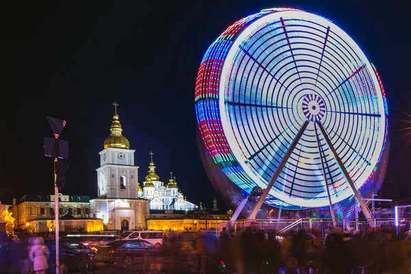 Weihnachtsbaum Mit Lichtern Der Nacht Kiew Hintergrund Die Sophienkathedrale Neujahrsfeier — Stockfoto