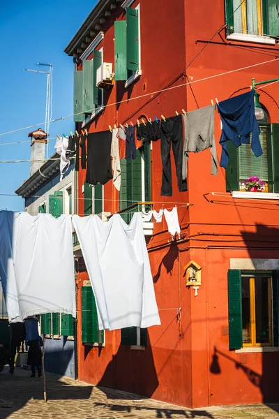 Secado Ropa Pintoresca Isla Famosa Burano Venecia Italia — Foto de Stock