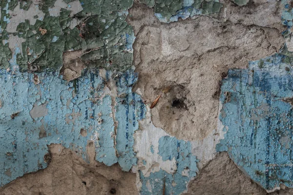 Ηλικίας παλιά κόκκινο λευκό γκρι τούβλο υφή τοίχο κατέστρεψε συγκεκριμένες οριζόντιες φόντο. Shabby αστική ακατάστατο Brickwall δομή. Πέτρα με κατεστραμμένη γύψο . — Φωτογραφία Αρχείου