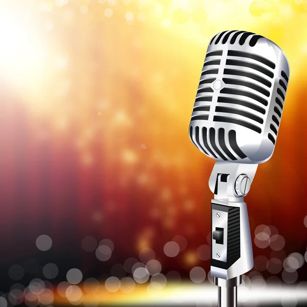 Microfono sul palco su uno sfondo di auditorium — Foto Stock