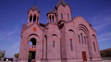 Dışarıdan güzel katedral manzarası