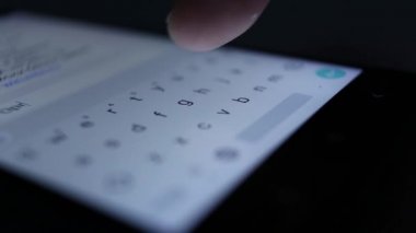 SMS telefon ekran yakın çekim ayarla