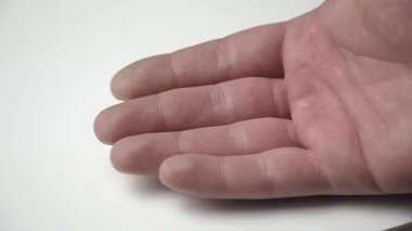 Erkek el cryptocurrency kazanç kavramını bitcoin paraları