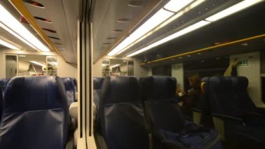 Tren yolculuğu Apennines arasında