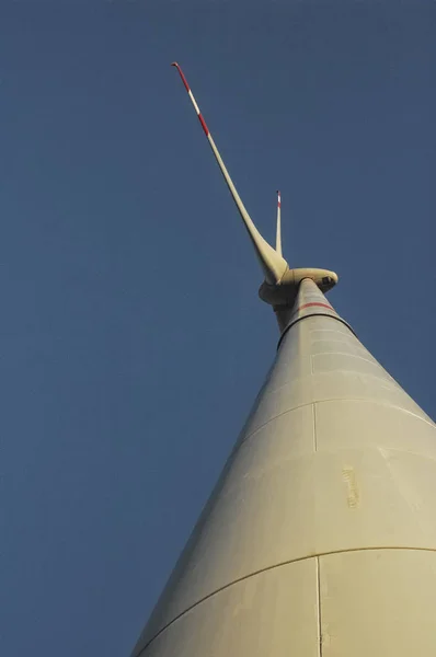 Rotor de tres palas de un megavatio — Foto de Stock