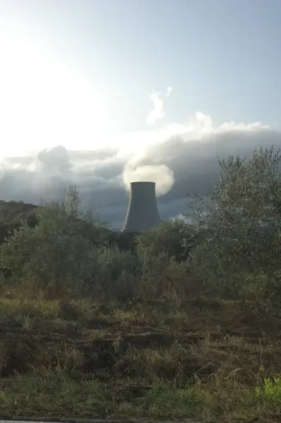 Planta de energía geotérmica en Italia — Foto de Stock