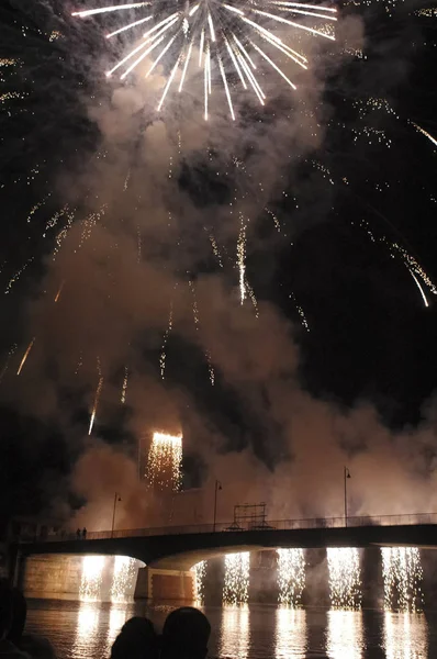 Os fogos de artifício para celebrações de San Ranieri — Fotografia de Stock