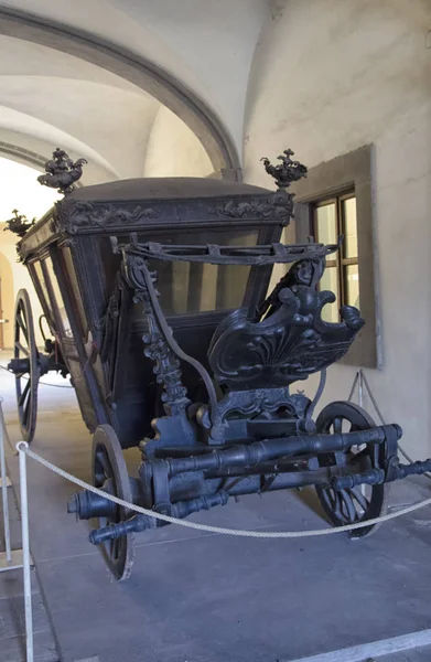 Luxurious carriage of the nineteenth century — Stock Photo, Image