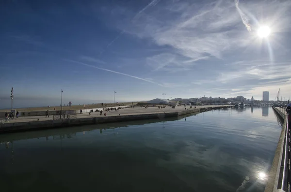 L'ingresso del porto turistico di Rimini — Foto Stock