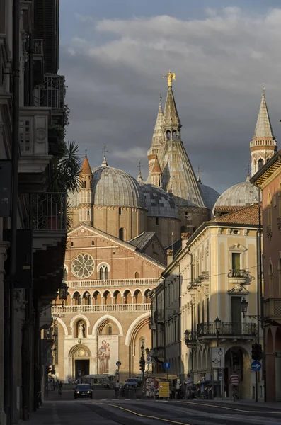 La Basílica de Sant 'Antonio en Padova — Foto de Stock