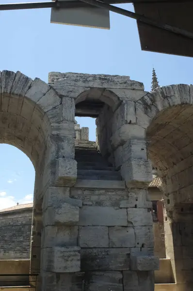 El famoso Coliseo de Arles —  Fotos de Stock