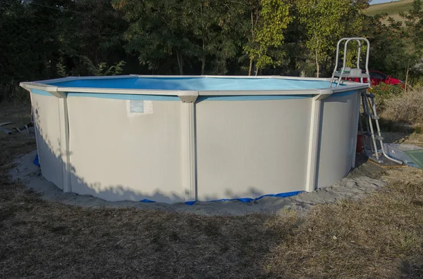 Piscina marco de acero metálico — Foto de Stock