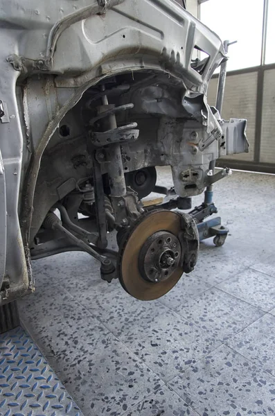 Bremssystem eines abgestürzten Autos — Stockfoto