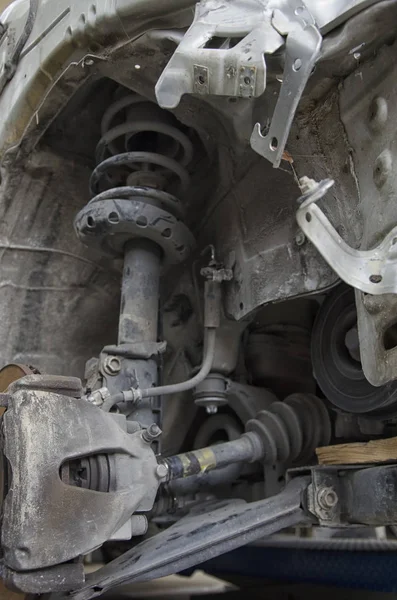 Bir kaza araba şok emiciler