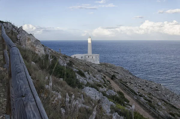 Le phare de Capo d'Otranto au coucher du soleil — Photo