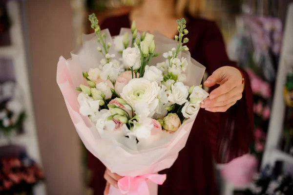 Close-up de um buquê de rosas diferentes — Fotografia de Stock