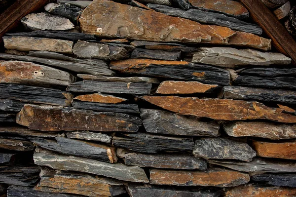 Textured background of the flat stones wall — Stock Photo, Image