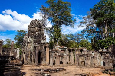 Bayon Tapınağı ile dev taş yüzleri, Angkor Wat, Siem Reap, Kamboçya