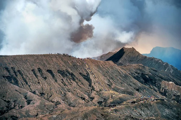 Volcan Mount Bromo (Gunung Bromo) dans le parc national Bromo Tengger Semeru, Java oriental . — Photo