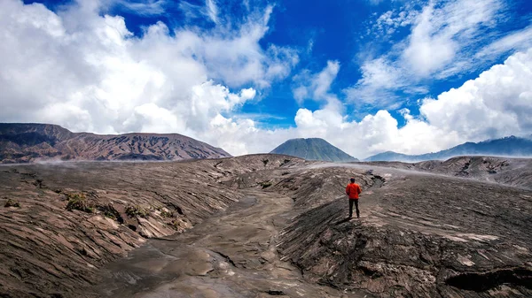 Volcan Mount Bromo (Gunung Bromo) dans le parc national Bromo Tengger Semeru, Java Est, Indonésie . — Photo