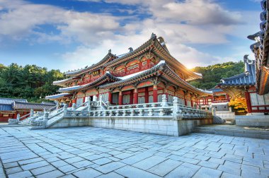 Güney Kore'de Dae Jang Geum Park veya Korece tarihsel Drama.