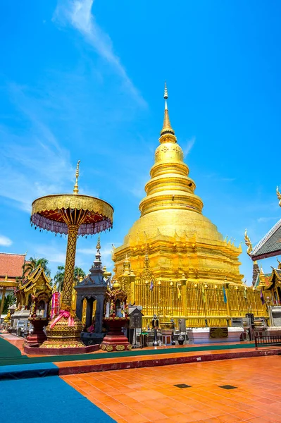 WAT Phrathat Hariphunchai Golden pagoda: Lamphun, Thailand.