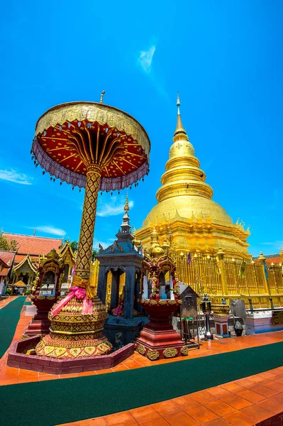 WAT Phrathat Hariphunchai Golden pagoda: Lamphun, Thailand.