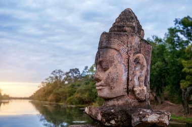 heykeller South Gate Angkor Wat, Siem Reap, Kamboçya.