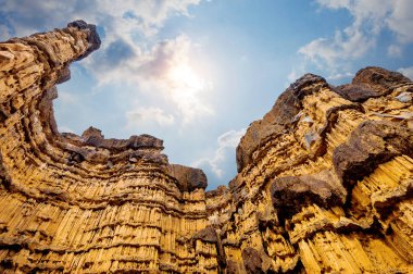 PHA Cho, yüksek toprak Kanyon kayalıklarla, Chiang Mai, Tayland Mae Wang Milli Parklar Pha Cho olduğunu. İnanılmaz Tayland.