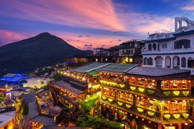Taipei Taiwan Alacakaranlık 'taki Jiufen eski caddesi..