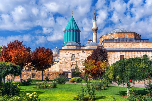 Mevlana moskén i konya, Turkiet. — Stockfoto