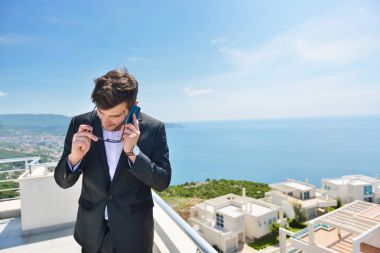 casual elbise genç adam