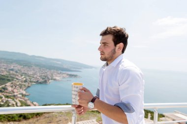 kahve ile işadamı 
