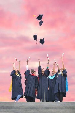 Eğitim, mezuniyet ve insanlar kavramı 