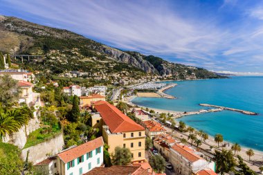 Kıyı şeridinin güzel hava manzarası. Fransız Rivierası, Cote d 'azur, Menton şehri, Fransa