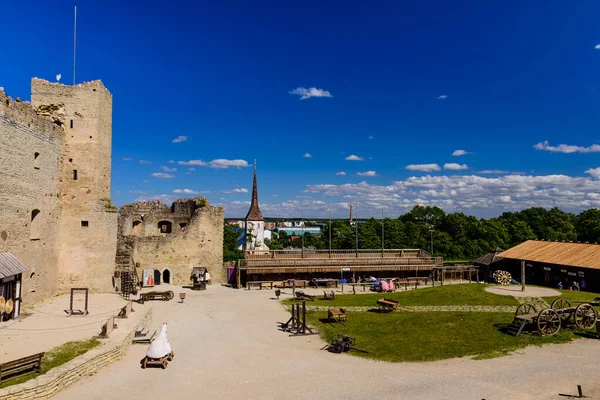Rakvere Town Estonsko Června 2019 Prohlídka Estonska Rakvere Středověký Hrad — Stock fotografie