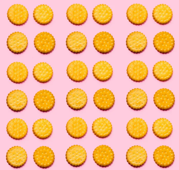 Rows Homemade Tasty Crackers Pink Background — Stock Photo, Image