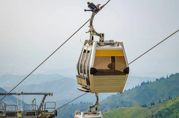 Seilbahn Den Bergen — Stockfoto