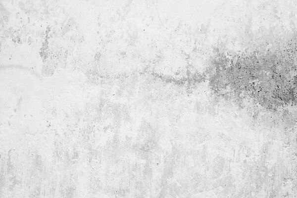 Фрагмент стены с царапинами и трещинами