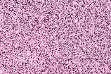 Çizik ve çatlaklarla dolu bir duvar parçası.