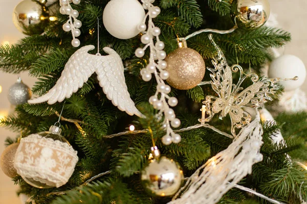 Noel dekorasyonu ve köknar ağacı — Stok fotoğraf