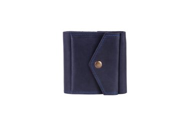 Beyaz arka planda doğal deri cüzdan. Başarılı adamlar için suç ortağı.