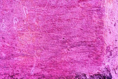 Doku, duvar, beton, arka plan olarak kullanılabilir. Çizik ve çatlaklarla dolu bir duvar parçası.