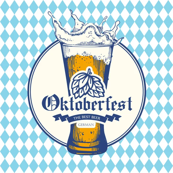 Oktoberfest ikona. Nápojové menu. Vektorové ilustrace s pivní sklo v náčrtu styl hospody. Alkoholické nápoje festivalu na pozadí modré šachy. — Stockový vektor