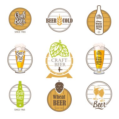 Bira pub logo ve etiketleri ile vektör çizim. Basit semboller cam, şişe. İçki geleneklerini. Dekoratif elemanlar tasarımınız için. Siyah beyaz stili.